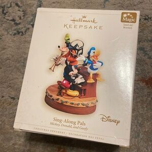 Rare Hallmark Disney Sing-Along Pals-NIB